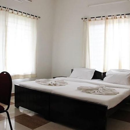 Comfort Nest Coimbatore Exteriör bild